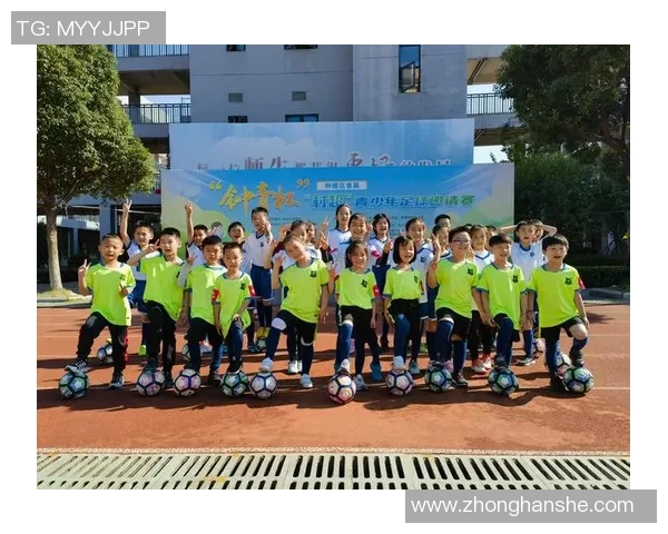 鹭城足球明星俱乐部携手共创辉煌未来助力青少年足球发展与社区建设 鹭城足球明星俱乐部携手共创辉煌未来助力青少年足球发展与社区建设