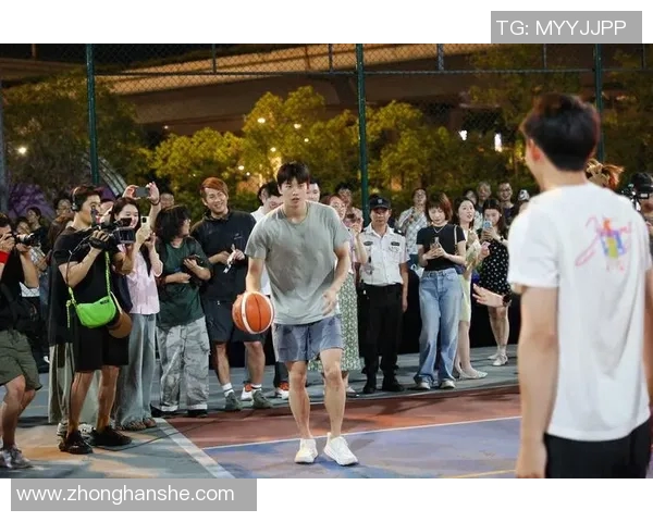 多年未曾踏上篮球场的明星们重返赛场的故事与感悟 多年未曾踏上篮球场的明星们重返赛场的故事与感悟